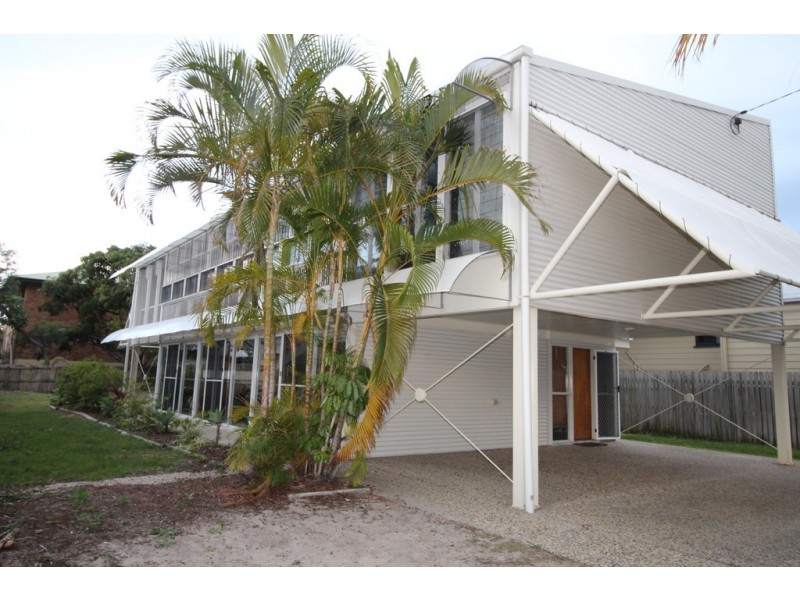 31 North Street, Woorim QLD 4507