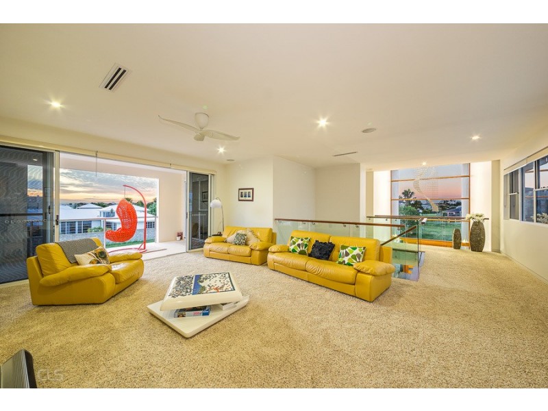 39 North Point, Banksia Beach QLD 4507