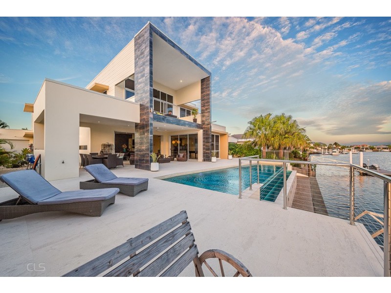 39 North Point, Banksia Beach QLD 4507