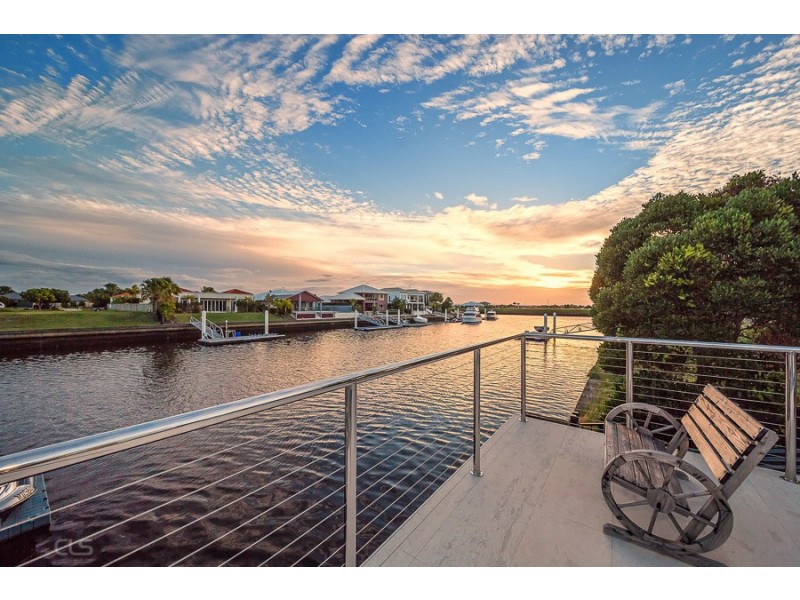 39 North Point, Banksia Beach QLD 4507