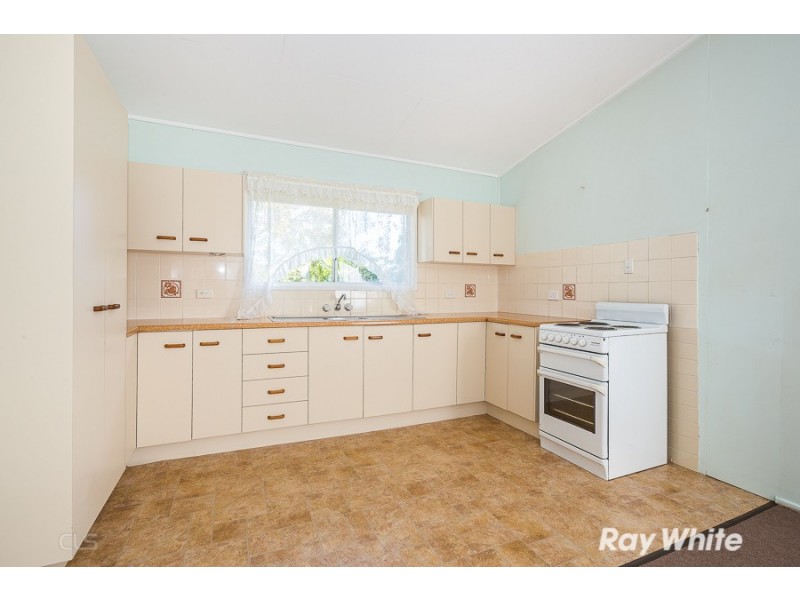 24 Gidya Avenue, Bongaree QLD 4507