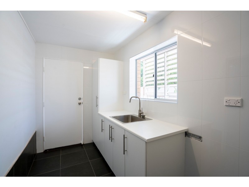 15 Avon Avenue, Banksia Beach QLD 4507