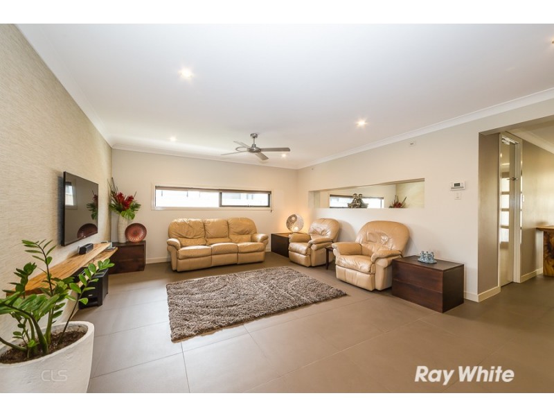 1 Honeymyrtle Street, Banksia Beach QLD 4507