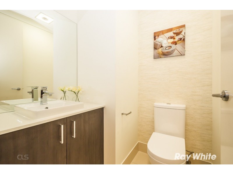 1 Honeymyrtle Street, Banksia Beach QLD 4507