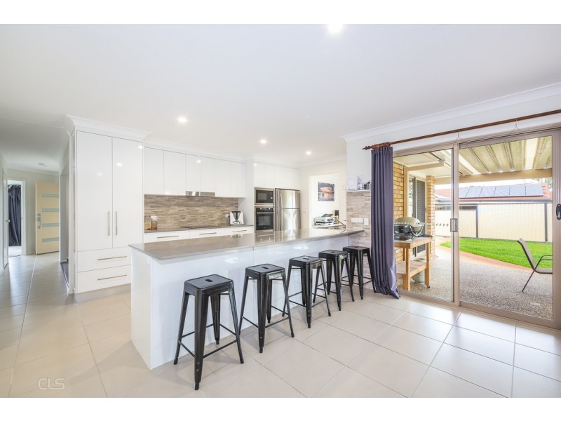 11 Jasmin Drive, Bongaree QLD 4507
