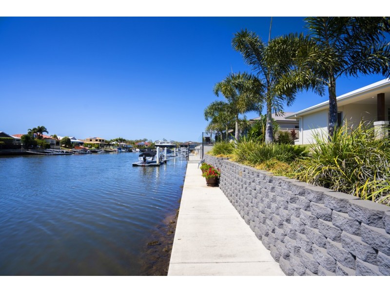 71 Pentas Drive, Bongaree QLD 4507