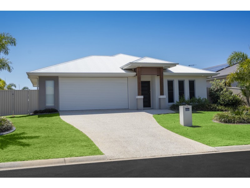 71 Pentas Drive, Bongaree QLD 4507