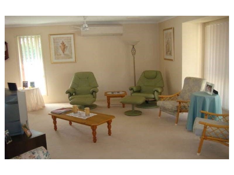 7 Leeward Place, Banksia Beach QLD 4507