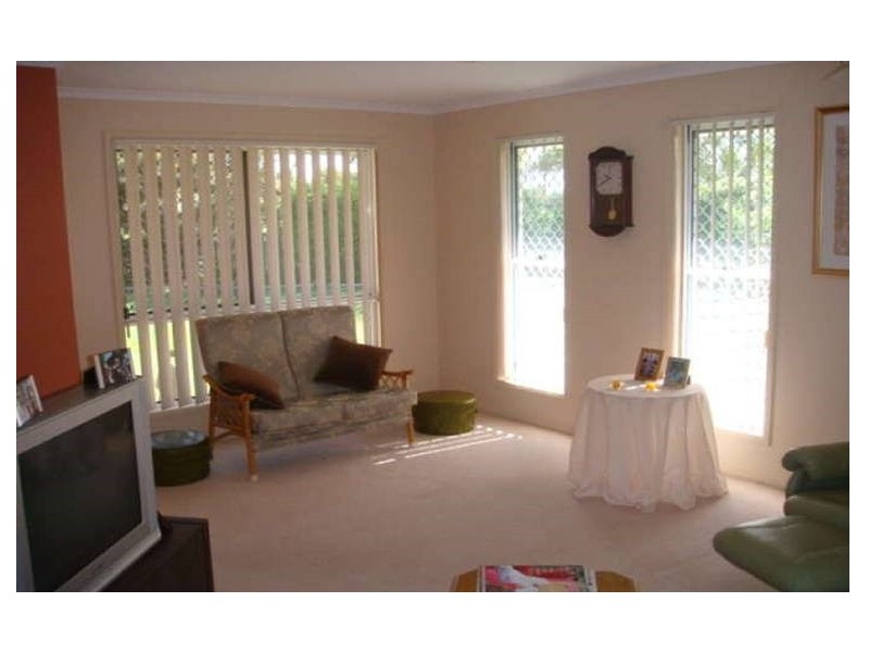 7 Leeward Place, Banksia Beach QLD 4507