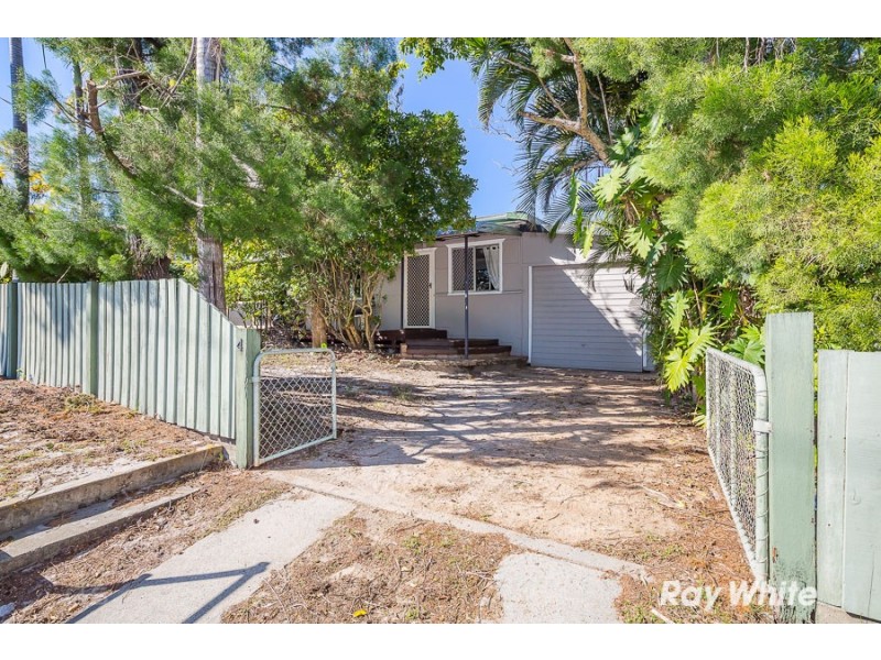 4 Foster Street, Bongaree QLD 4507