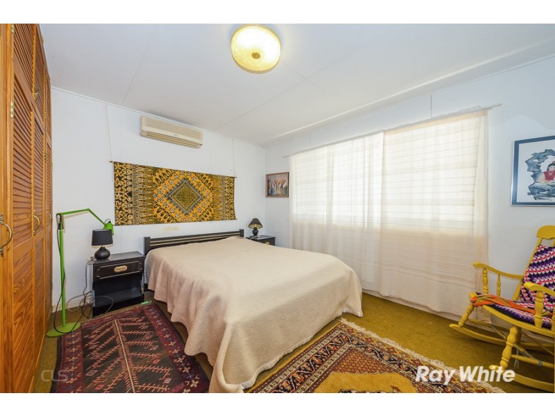 10 McDonald Street, Bongaree QLD 4507