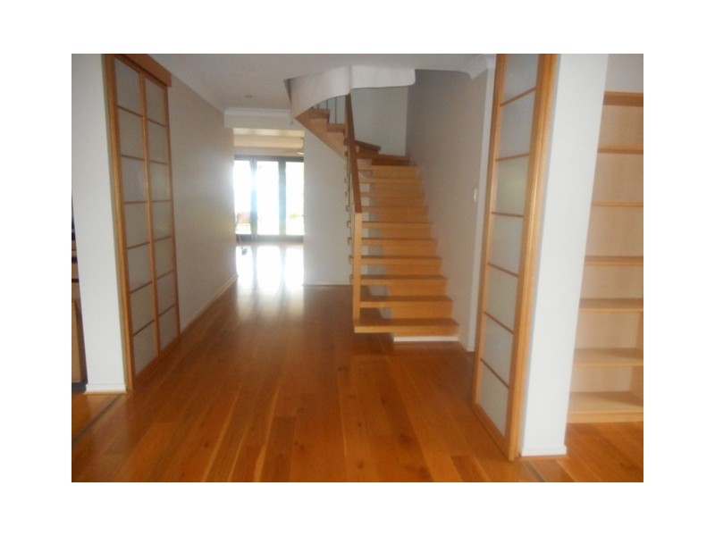 Sandstone Point QLD 4511