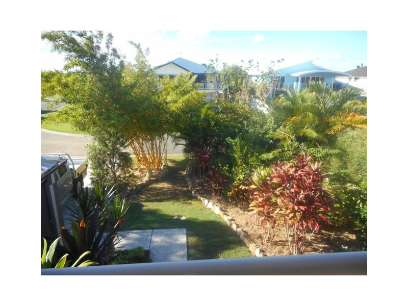 Sandstone Point QLD 4511