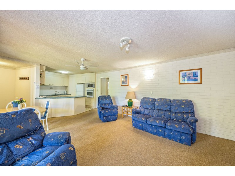 8/21-29 Toorbul Street, Bongaree QLD 4507