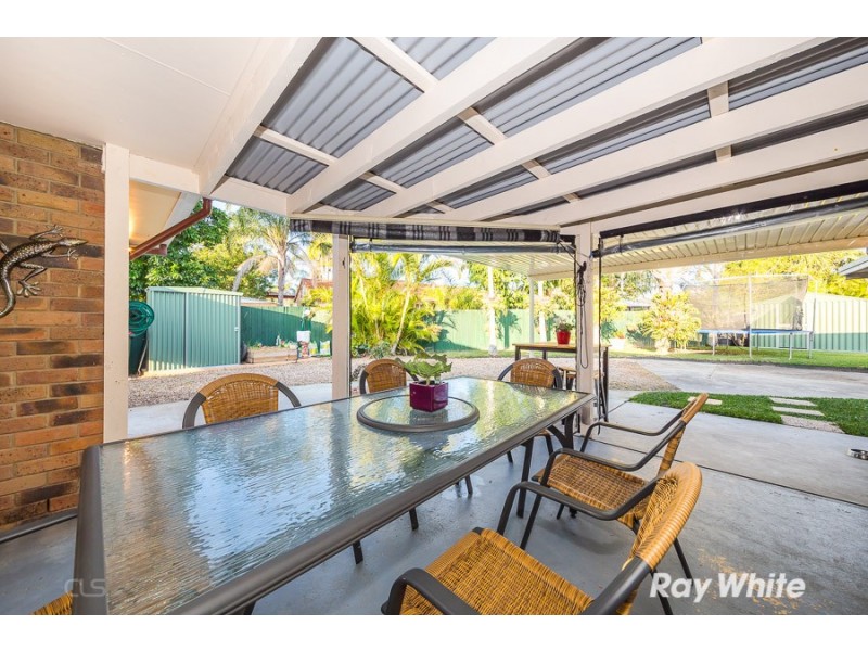 44 Lachlan Crescent, Sandstone Point QLD 4511