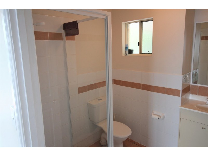 18/21-27 Sylvan Beach Esplanade, Bellara QLD 4507