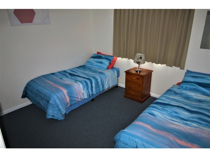 18/21-27 Sylvan Beach Esplanade, Bellara QLD 4507