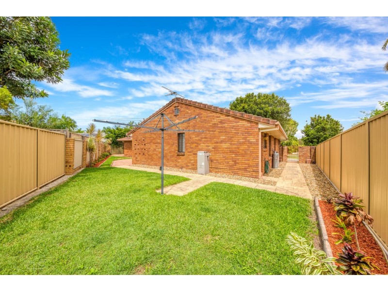 35 Clark Terrace, Sandstone Point QLD 4511