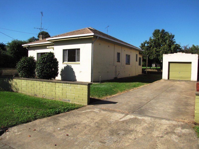 18 LINDSAY STREET, Mount Gambier SA 5290