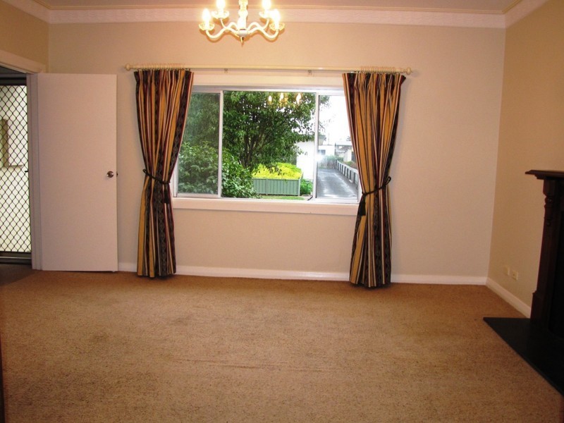 18 LINDSAY STREET, Mount Gambier SA 5290