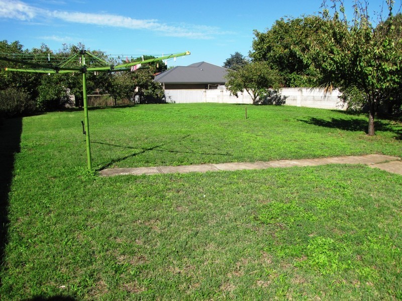 18 LINDSAY STREET, Mount Gambier SA 5290