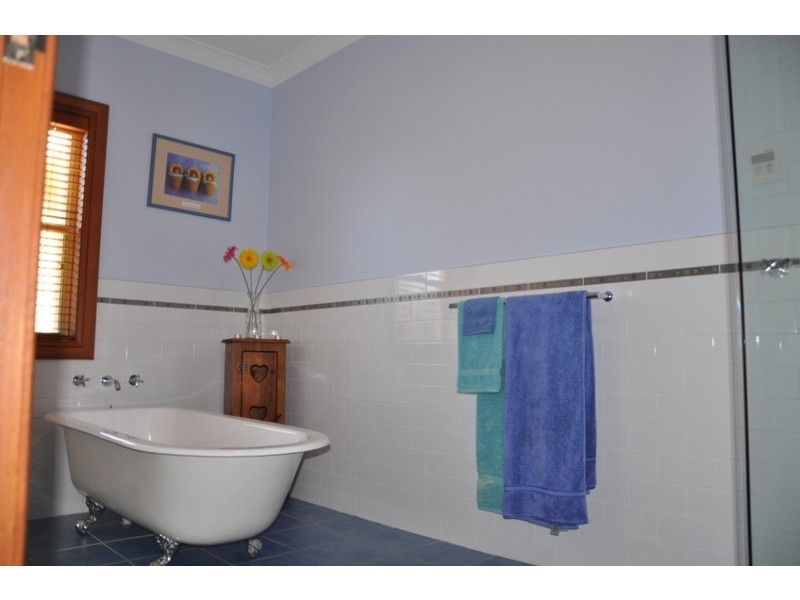 1 Ellwood Court, Mount Gambier SA 5290