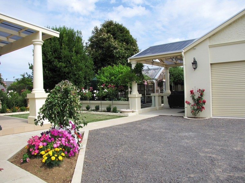 13 Chute Street, Mount Gambier SA 5290