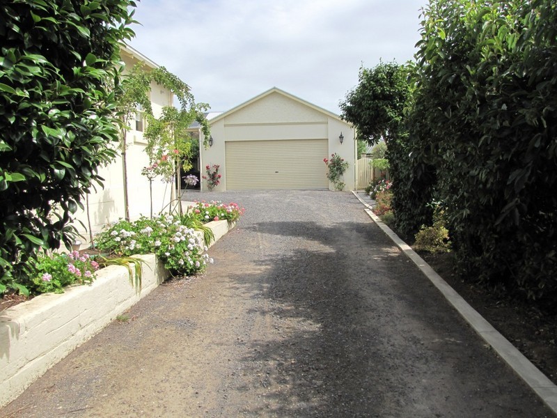 13 Chute Street, Mount Gambier SA 5290