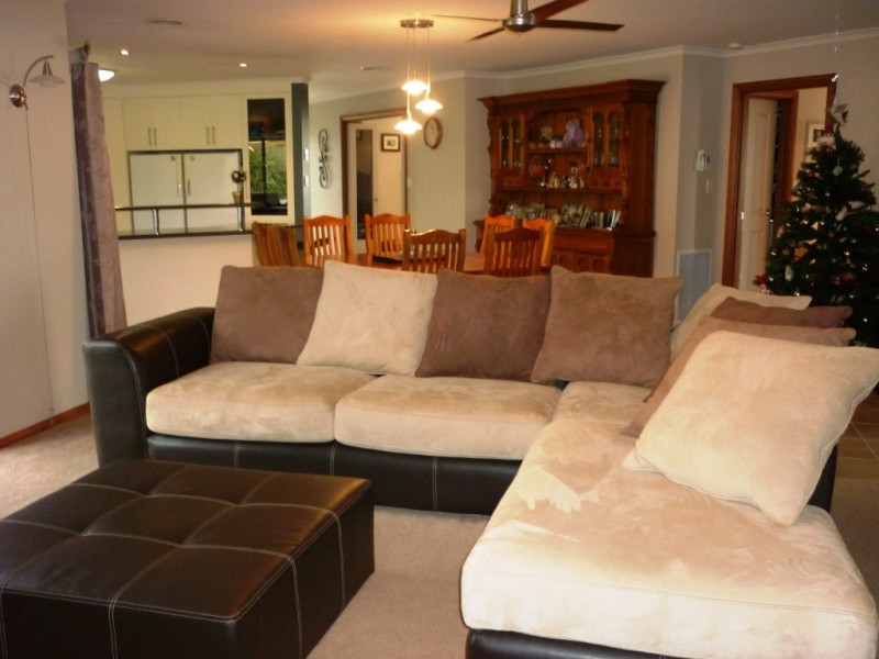 17 Lakewood Ave, Mount Gambier SA 5290