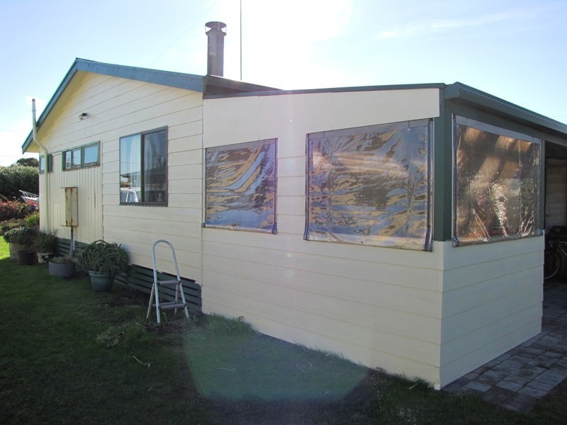 5 Kuhl Drive, Racecourse Bay SA 5291