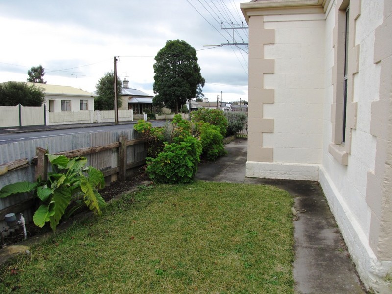 11 George Street, Mount Gambier SA 5290