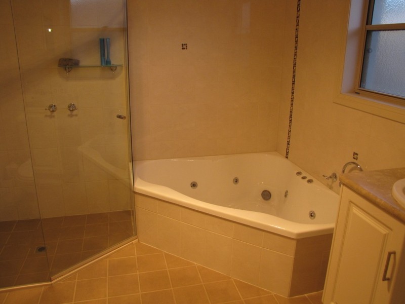 6 Deakin Court, Mount Gambier SA 5290