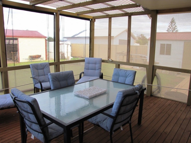 8 Shellsea Court, Pelican Point, Mount Gambier SA 5290