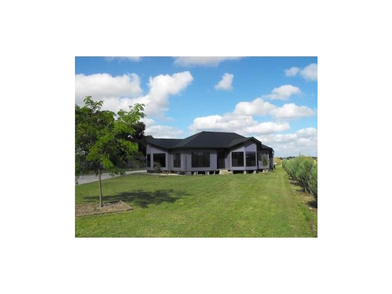 24 Yahl Main Road, Yahl, Mount Gambier SA 5290