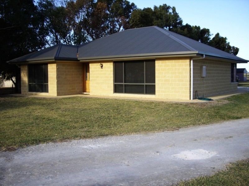 24 Yahl Main Road, Yahl, Mount Gambier SA 5290