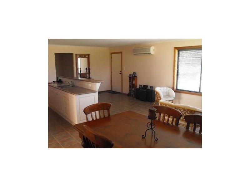 24 Yahl Main Road, Yahl SA 5291