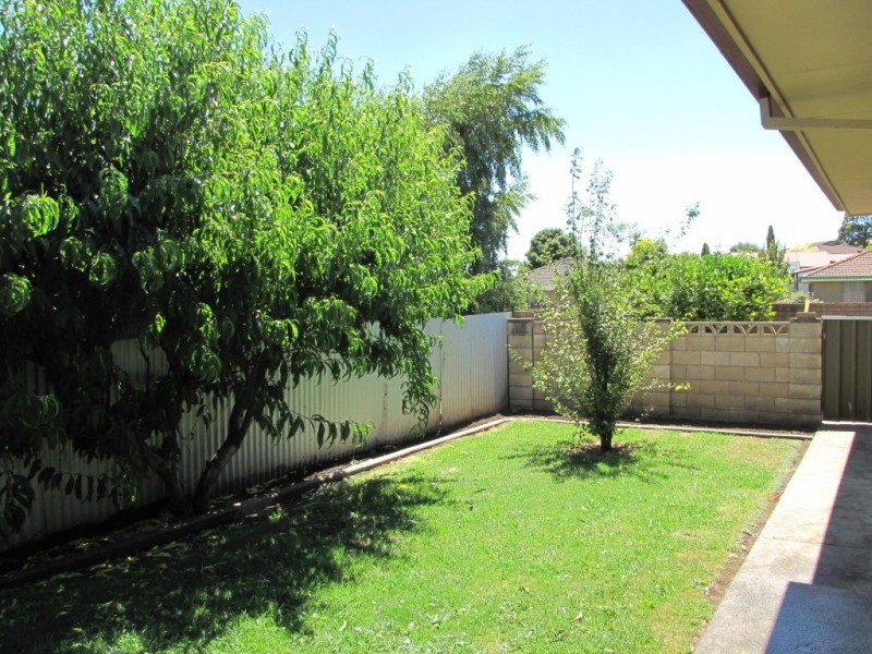 1 Ronald Grove, Mount Gambier SA 5290