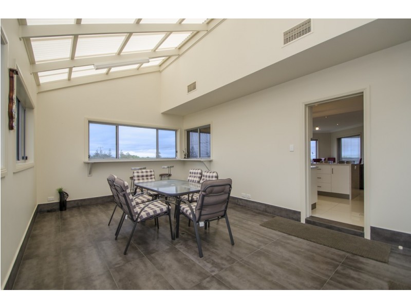 138 Sea Parade, Port Macdonnell SA 5291