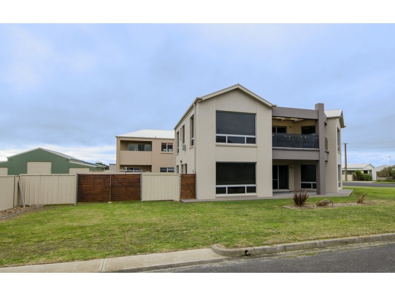 138 Sea Parade, Port Macdonnell SA 5291