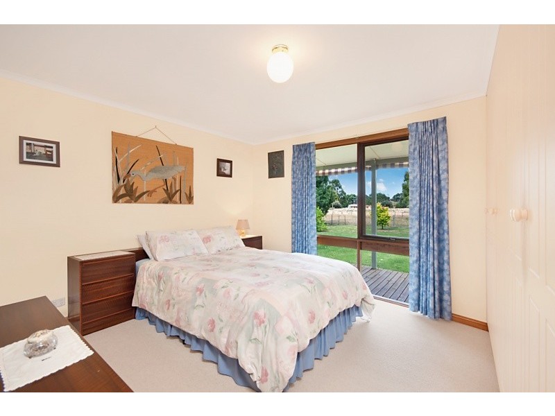 17 Kavanagh Road, Worrolong, Mount Gambier SA 5290