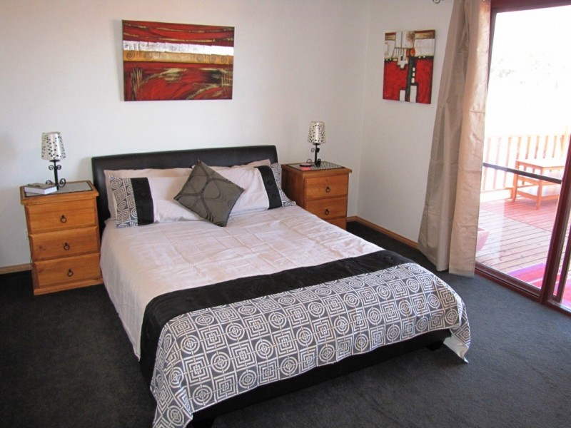 42 Yahl Main Road, Yahl, Mount Gambier SA 5290