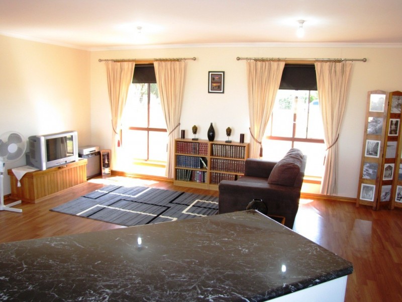 42 Yahl Main Road, Yahl, Mount Gambier SA 5290