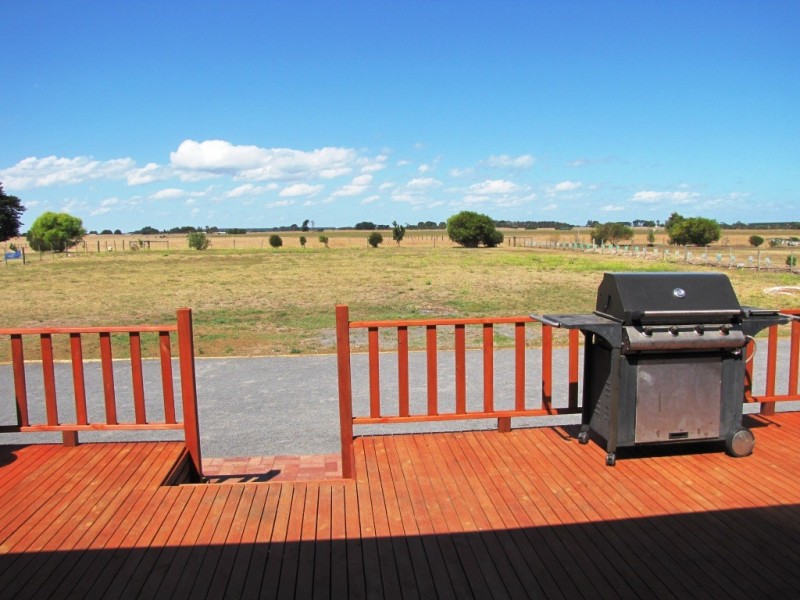 42 Yahl Main Road, Yahl, Mount Gambier SA 5290