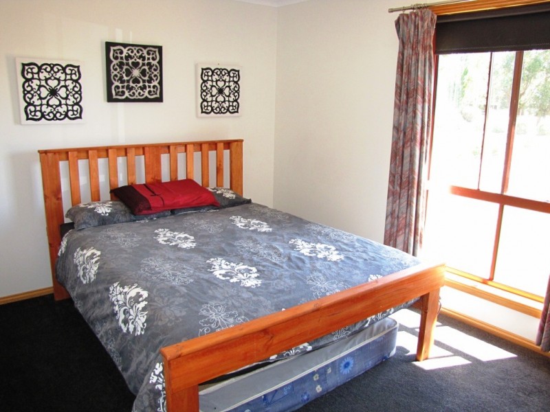 42 Yahl Main Road, Yahl, Mount Gambier SA 5290