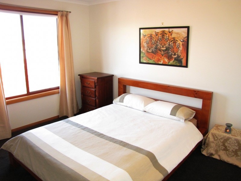 42 Yahl Main Road, Yahl, Mount Gambier SA 5290