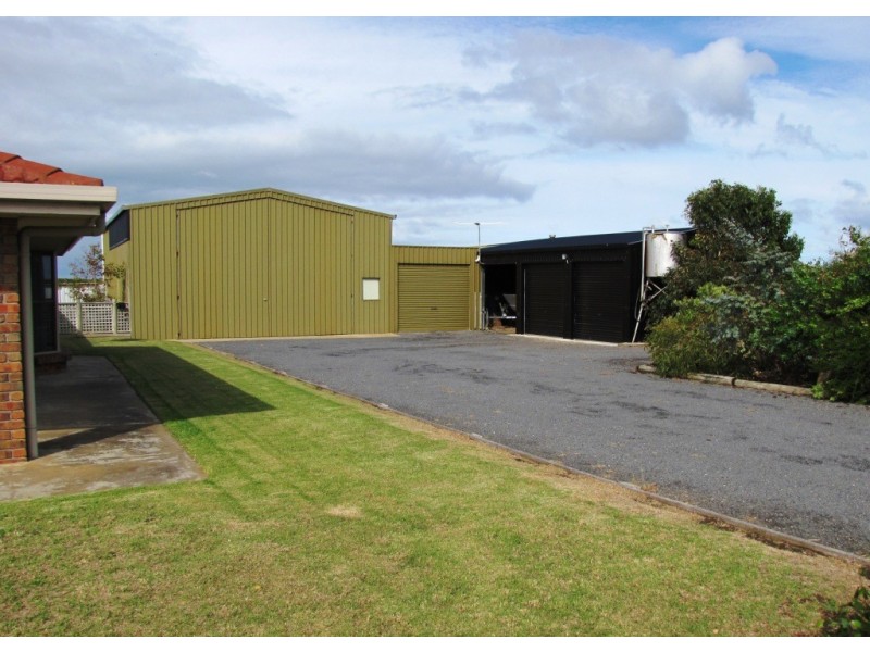 24-26 Livingston Street, Blackfellows Caves, Mount Gambier SA 5290