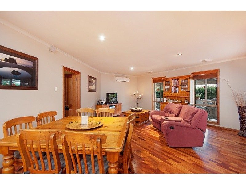 1 Ambrose Court, Worrolong SA 5291