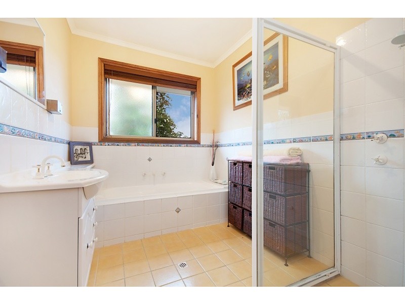 1 Ambrose Court, Worrolong SA 5291