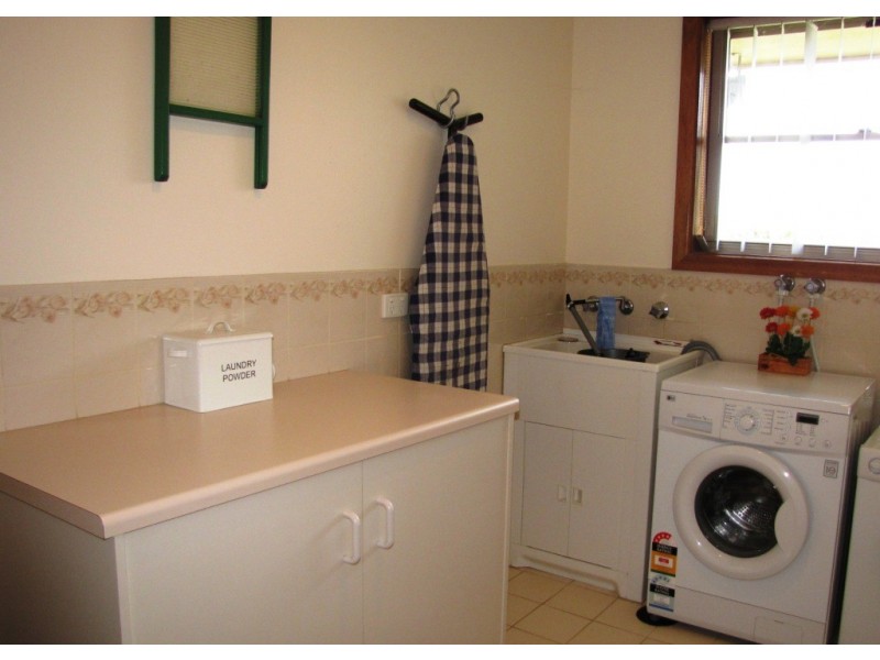 24-26 Livingston Street, Blackfellows Caves SA 5291