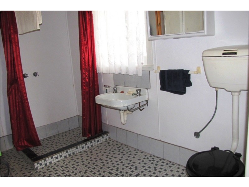 24 Compton Street, Port Macdonnell SA 5291